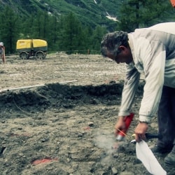 Photo : Samuel Dématraz http://www.air-art.ch/files/gimgs/6_heizer06.jpg